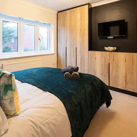Cozy Contractor 5 Bedroom 2bath Wifi Parking Smart Tv * בריסטול