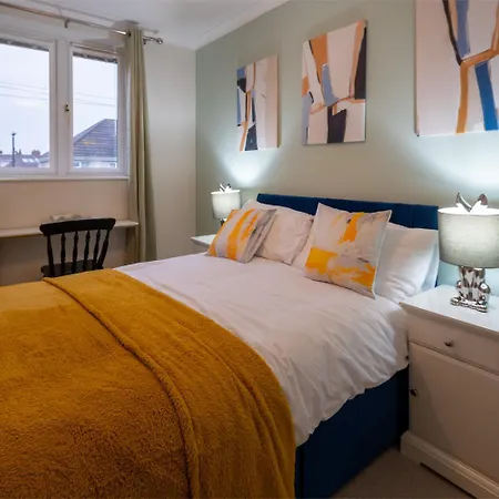Cozy Contractor 5 Bedroom 2bath Wifi Parking Smart Tv * Μπρίστολ